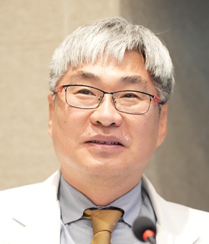 현창백